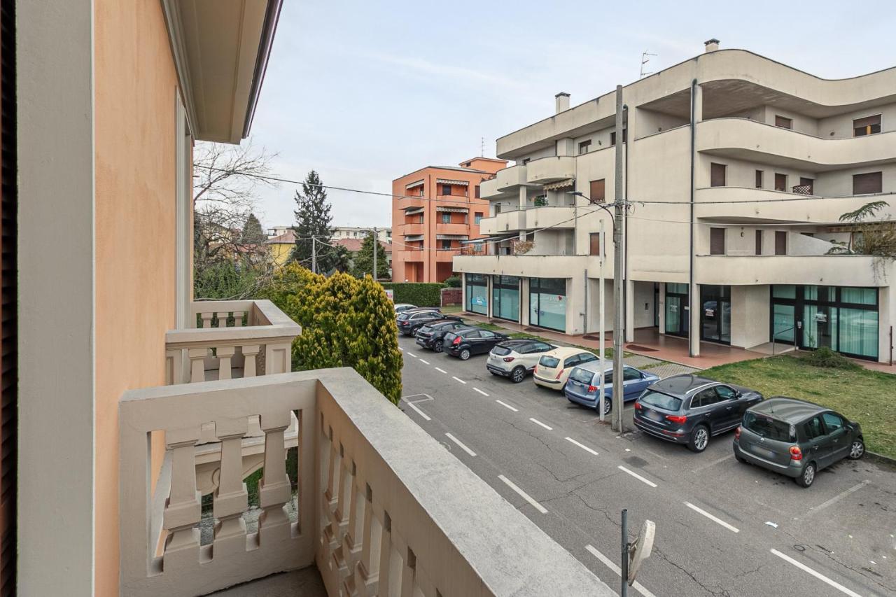 Al 33 Di Via Roma - Apartments Кардано-аль-Кампо Екстер'єр фото