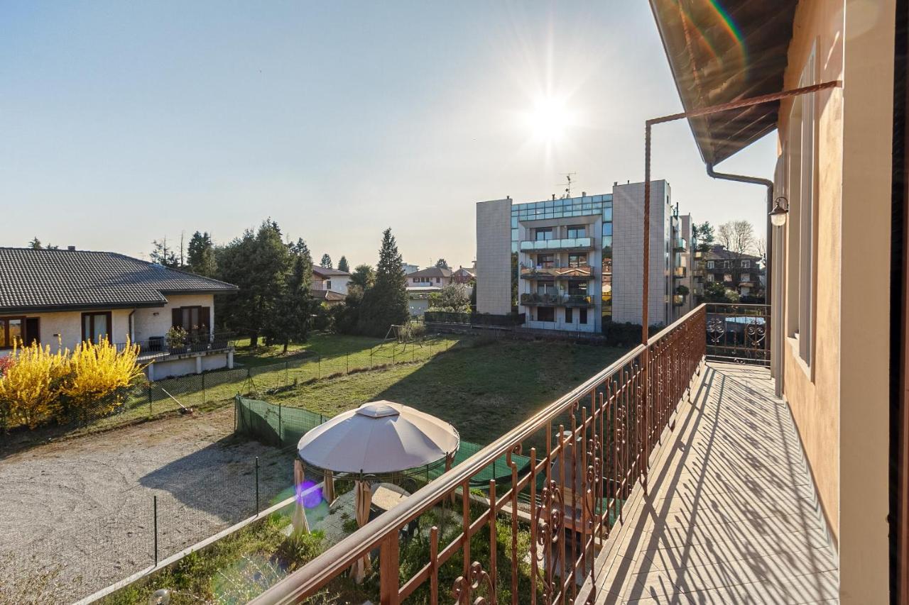 Al 33 Di Via Roma - Apartments Кардано-аль-Кампо Екстер'єр фото